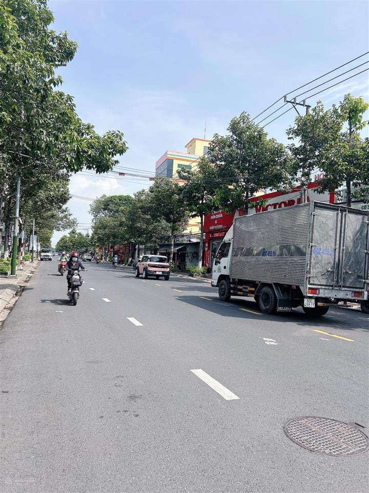 Siêu phẩm toà nhà 6 tầng mặt tiền nguyễn an ninh dĩ an nối dài thang máy hiện đại dòng tiền 720tr