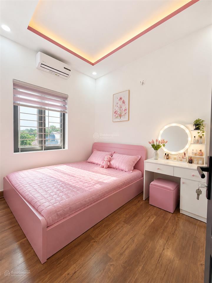Nhà 2 tầng mới ở ngay hiệp bình chánh phân khúc hiếm hơn 5 tỷ 54m2  3 phòng ngủ .