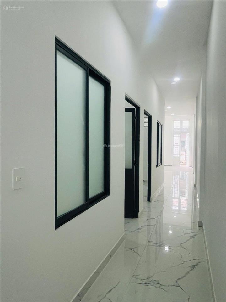 Nhỉnh 7 tỷ  nhà 2 tầng mới  đường xe hơi linh tây 80m2 ngang 5m siêu đẹp vuông vức hoàn công.