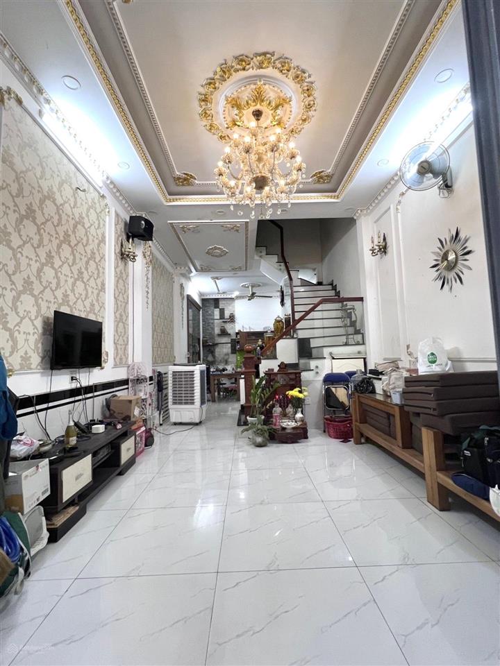 Siêu phẩm 3 tầng  chỉ 7 tỷ đường xe hơi  hoàn công  gần chung cư 4 s linh đông  phạm văn đồng.