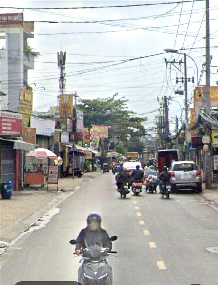 Nhà 2 tầng mới xây ở ngay 78m2 nhỉnh 5 tỷ khu phân lô đường xe hơi tránh trung tâm p linh xuân.