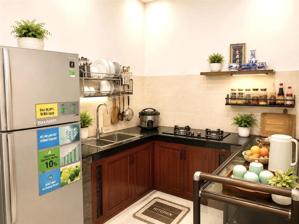 Nhà 2 tầng mới xây ở ngay 78m2 nhỉnh 5 tỷ khu phân lô đường xe hơi tránh trung tâm p linh xuân.