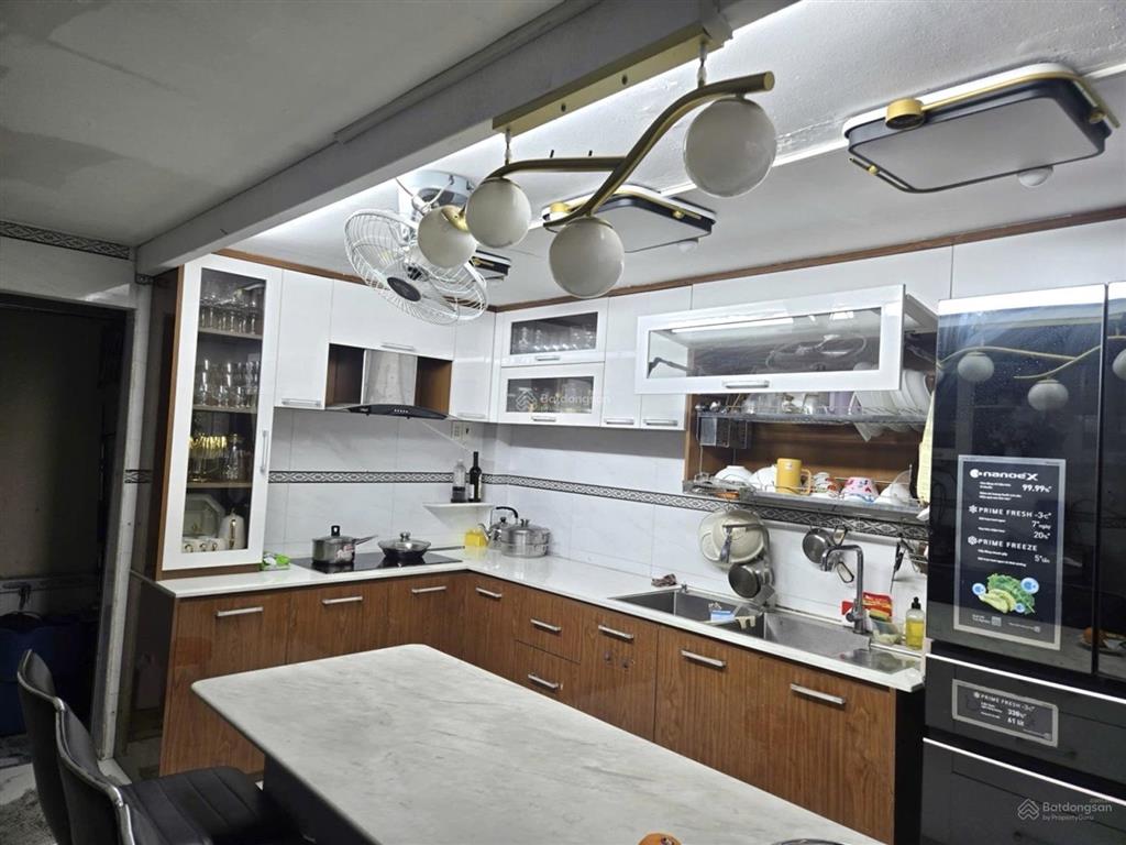 Nhà 4 tầng mới ở ngay  trung tâm linh xuân  70m2  chỉ 6.3 tỷ  đường xe hơi tránh nhau.