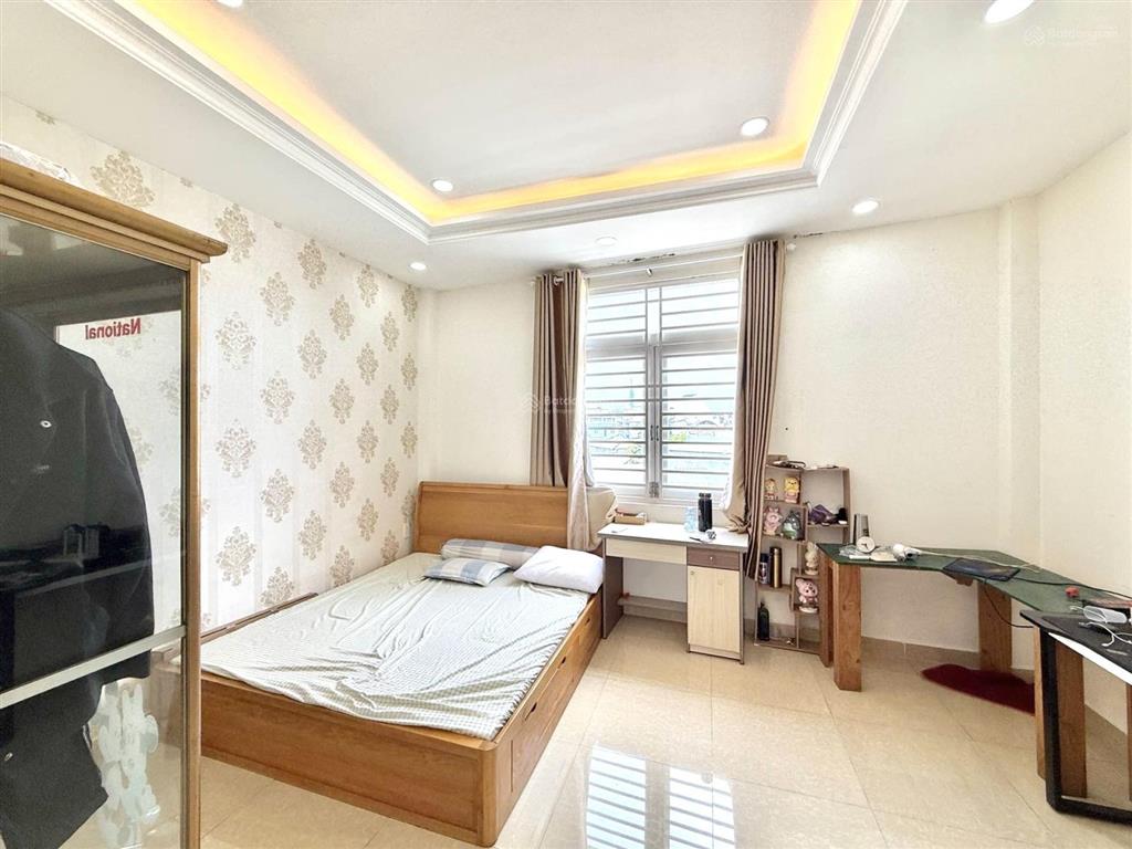 Nhà đẹp 3 tầng  gần chợ bình triệu, gigamall  75m2  chỉ 7.3 tỷ  đường xe hơi  hoàn công.