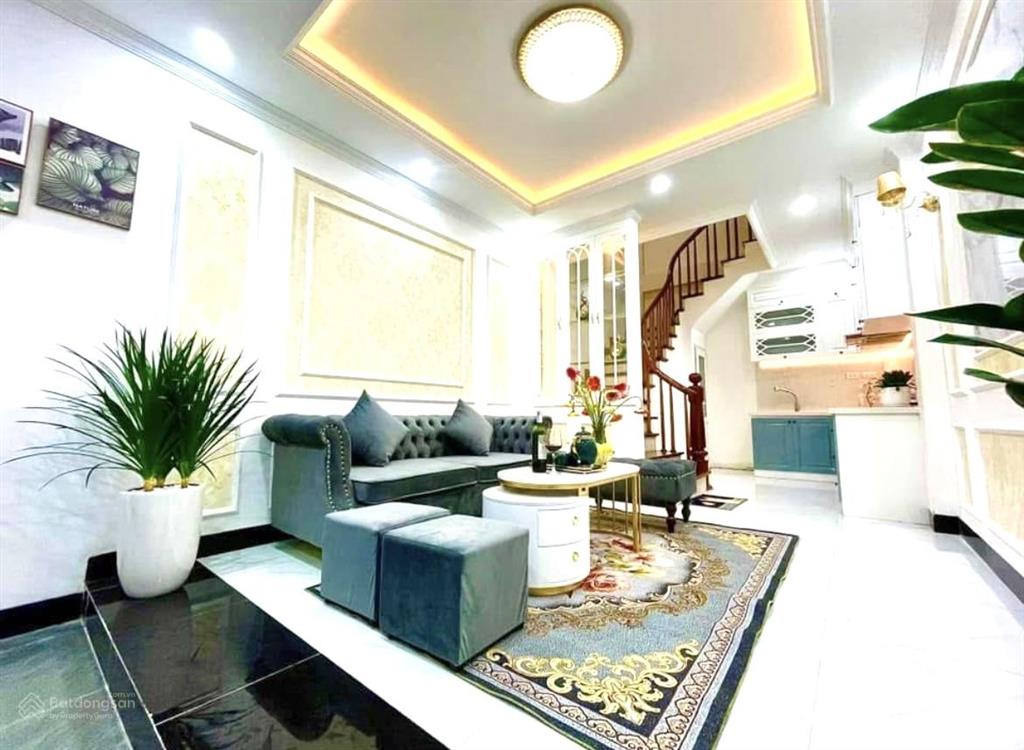 Mặt tiền kinh doanh nhà 2 tầng  chỉ 7 tỷ  diện tích 79m2  gần chợ thủ đức  hxh  hoàn công.
