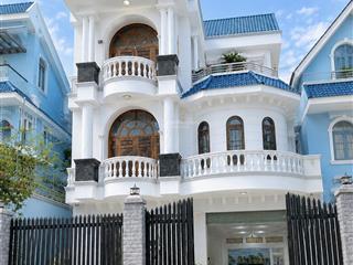 Biệt thự 3 tầng trung tâm hành chính dĩ an 250m2 (10x25) chỉ 30.tỷ nơi sống thượng lưu đẳng cấp