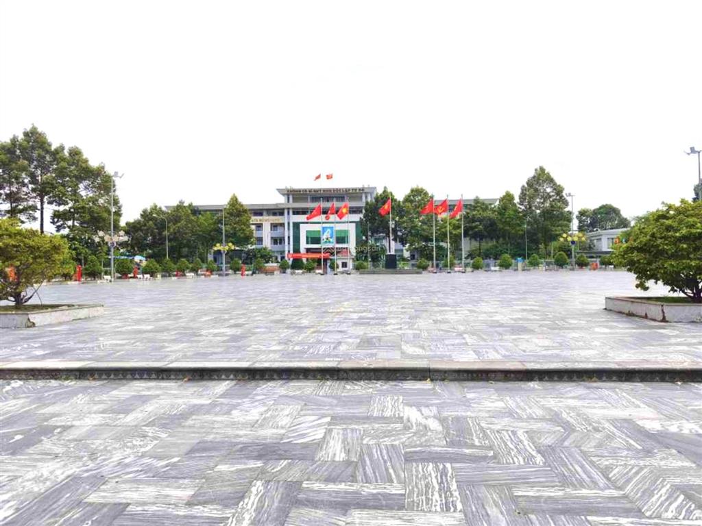 Biệt thự 3 tầng trung tâm hành chính dĩ an 250m2 (10x25) chỉ 30.tỷ nơi sống thượng lưu đẳng cấp