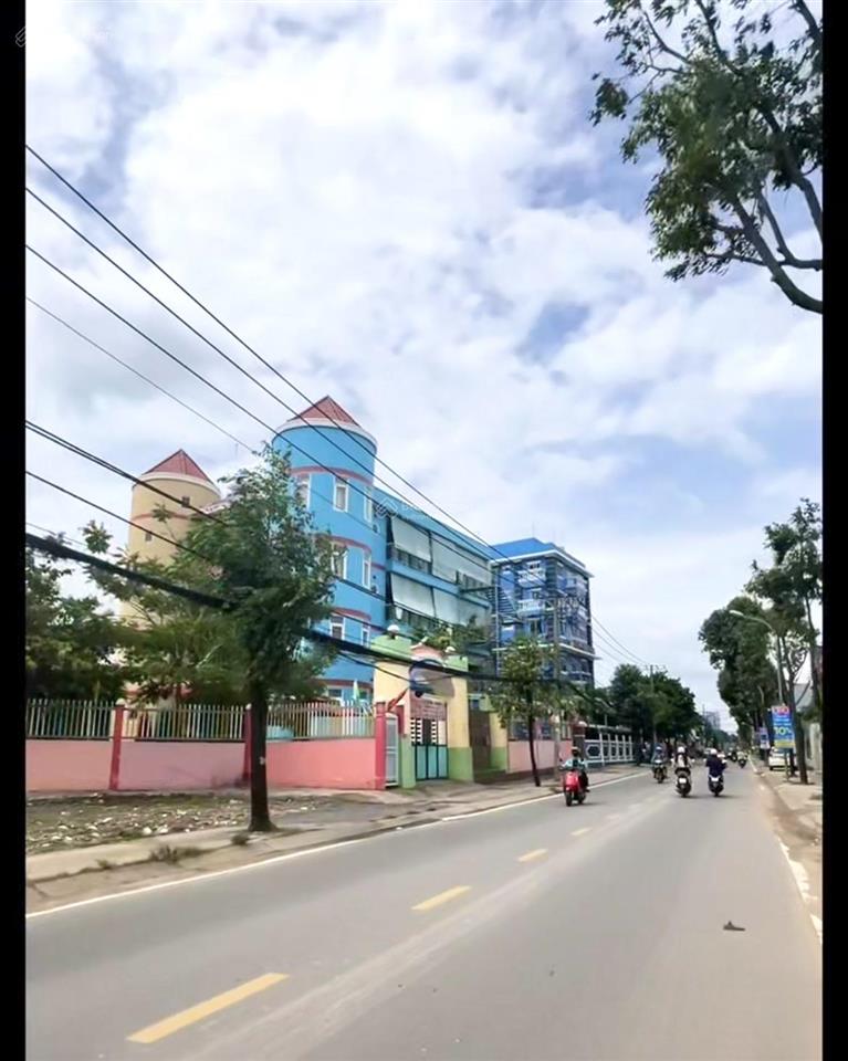 Gấp  nhà 2 tầng linh đông  76m2(6x12.5) vuông vức  ô tô ngủ trong giá tốt chốt nhanh nhỉnh 5 tỷ