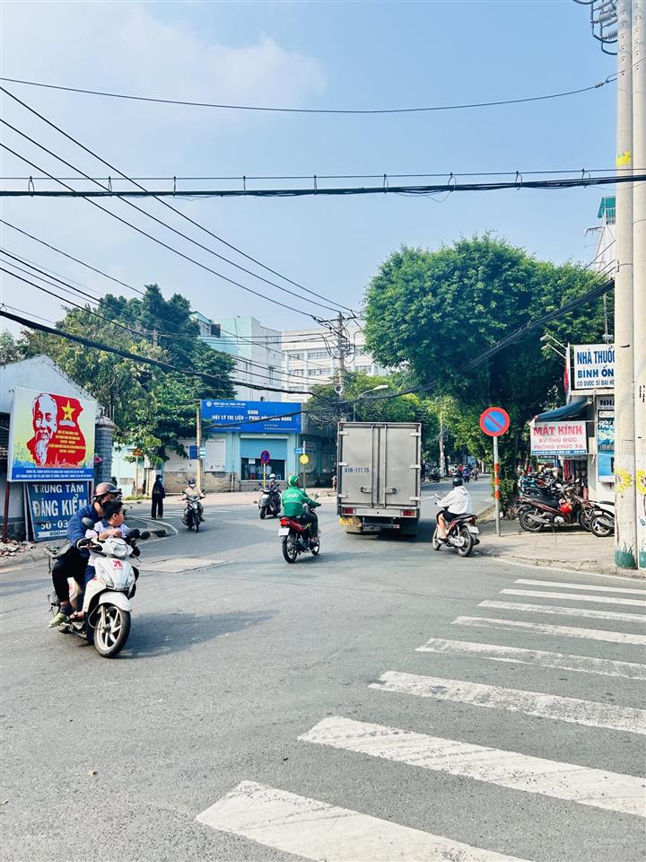 Gấp bán nhà 2 tầng 150m full thổ cư chợ tam hà tô ngọc vân, thủ đức giảm 2 tỷ còn 10 tỷ.