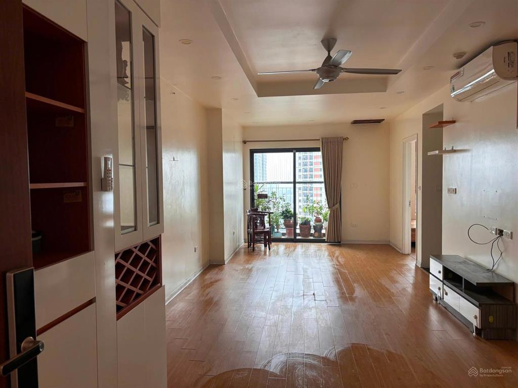 Goldsilk với 6 tỷ. vợ chồng trẻ sở hữu ngay căn hộ 75m2. date mới. sẵn sổ. hỗ trợ vay