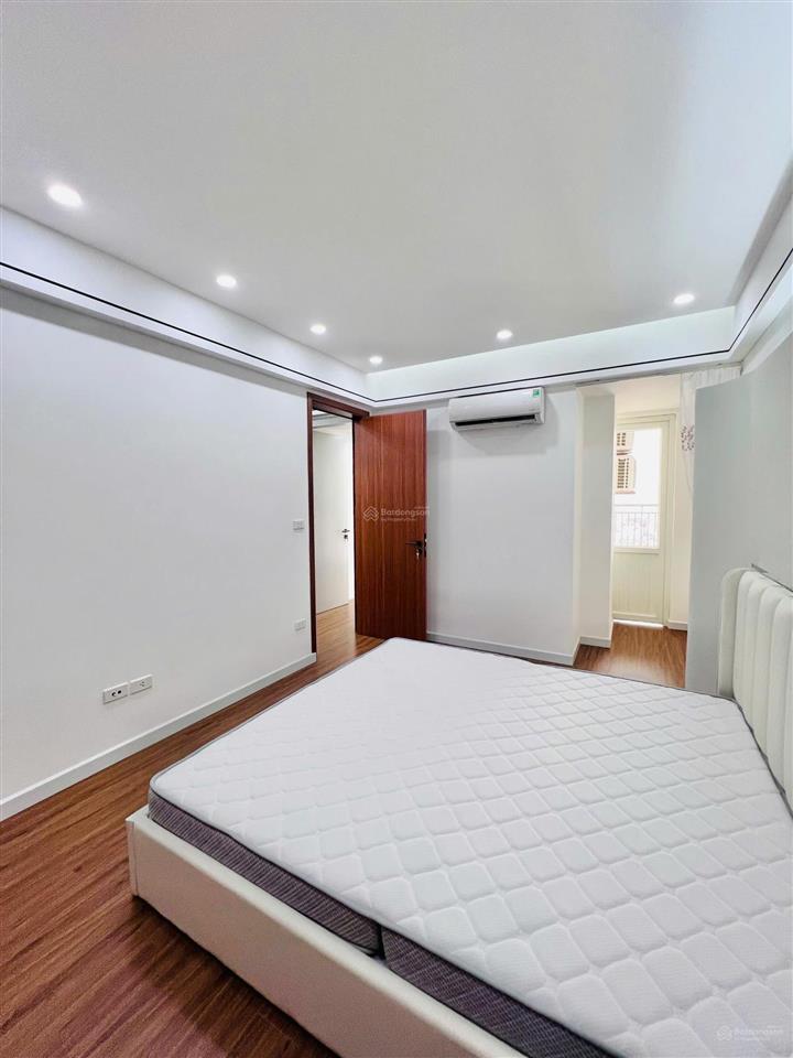 Nhà em cần bán căn saphire 3n giá 9.x tỷ , full nt , tầng trung đẹp, đối diện cao xà lá .0325 122 ***