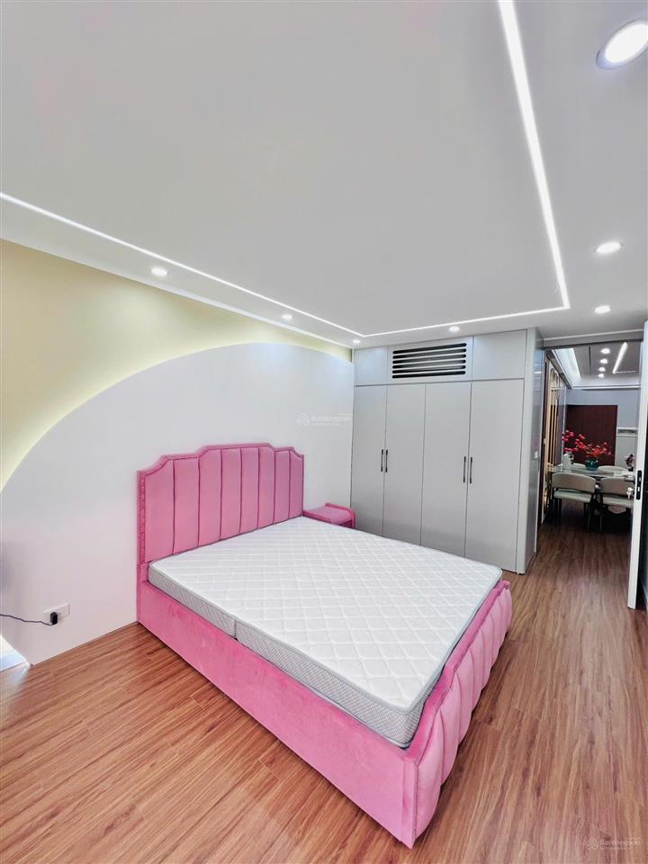 Nhà em cần bán căn saphire 3n giá 9.x tỷ , full nt , tầng trung đẹp, đối diện cao xà lá .0325 122 ***