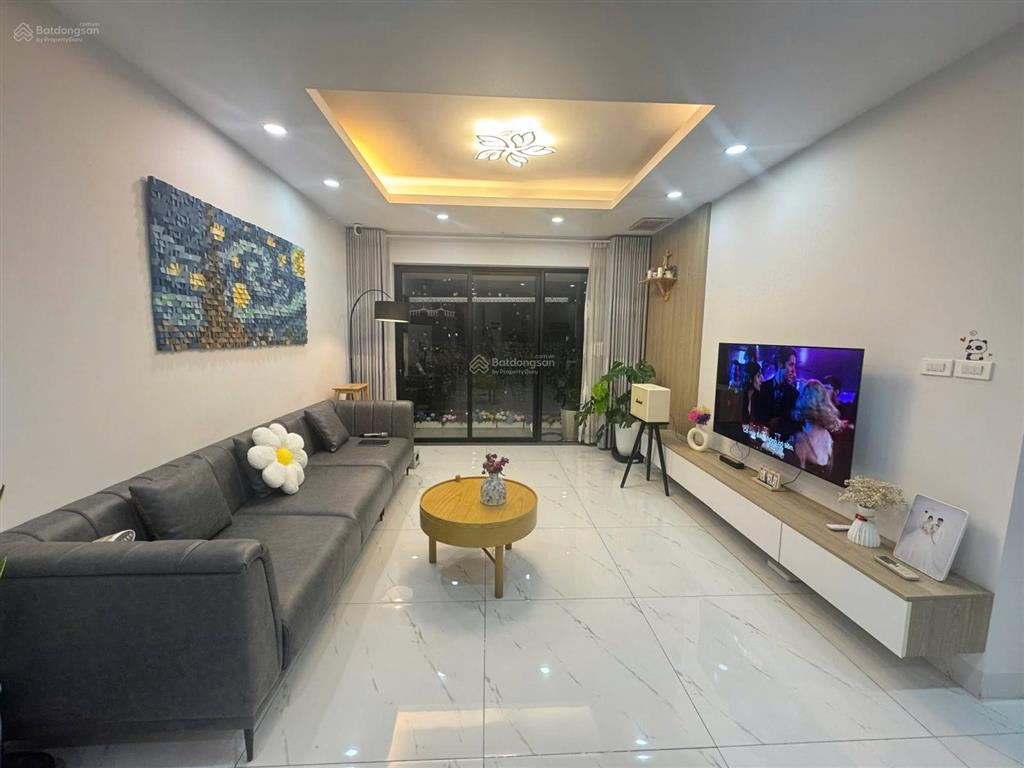Bán gấp căn hộ the light 3pn, 2wc, 130m2 9,8 tỷ thị trường đang đẹp ạ