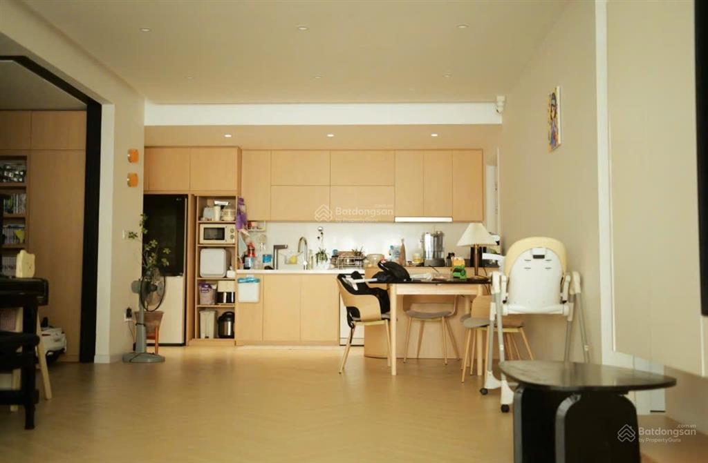 Bán căn hộ chung cư view đẹp tại mulberry lane, 8,2 tỷ, 121 m² hot!
