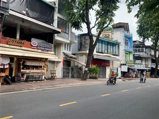 Gấp bán nhà đẹp vào ở ngay, 38m2 có nở hậu, 3 tầng, 3pn, trường sa, giá chỉ nhỉnh 8 tỷ