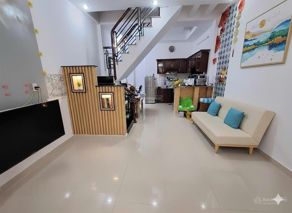 Gấp bán nhà đẹp vào ở ngay, 38m2 có nở hậu, 3 tầng, 3pn, trường sa, giá chỉ nhỉnh 8 tỷ
