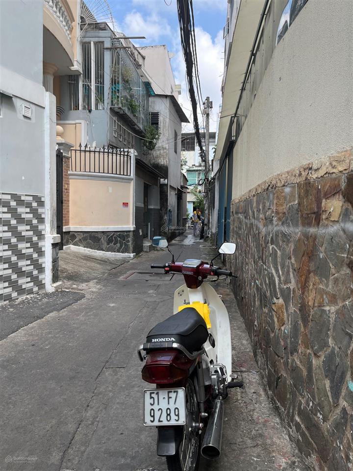 Gấp bán nhà đẹp vào ở ngay, 38m2 có nở hậu, 3 tầng, 3pn, trường sa, giá chỉ nhỉnh 8 tỷ