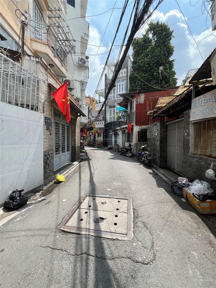 Nhà đường ôtô thông thích quảng đức, 4 tầng, 3pn vào ở ngay giá tốt kv