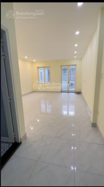 Giá rẻ bất ngờ! nhà sát lê văn sỹ, 5*13, hxh thẳng 1 trục, nhà trung tâm đi đâu cũng gần