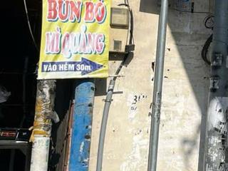 Ngay trường sa đi vào, ô tô thông thoáng, nhà ba tầng mới, sẵn nội thất đẹp, đón tết sang.