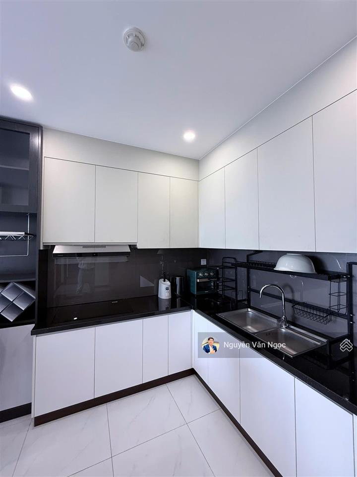 Cho thuê 2pn 2wc  80m2, full nội thất, giá thuê 10 triệu/th căn hộ cskyview