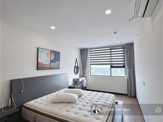 Cho thuê 2pn 2wc  80m2, full nội thất, giá thuê 10 triệu/th căn hộ c  skyview