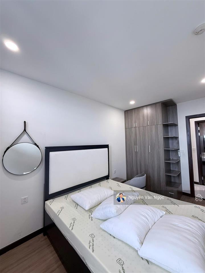 Cho thuê 2pn 2wc  80m2, full nội thất, giá thuê 10 triệu/th căn hộ cskyview