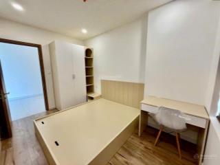 Cho thuê gấp the maison  2pn  6tr tl (giường+tủ + 3 rèm, bếp, hút mùi) gọi 0902 009 ***