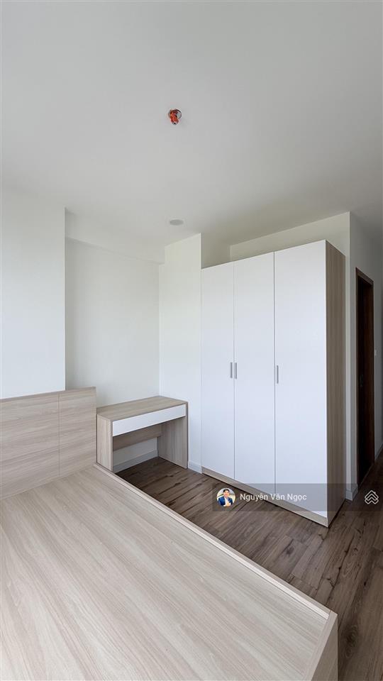 Cho thuê nhanh the maison  2pn  6tr/th (giường tủ bếp hút mùi, rèm)