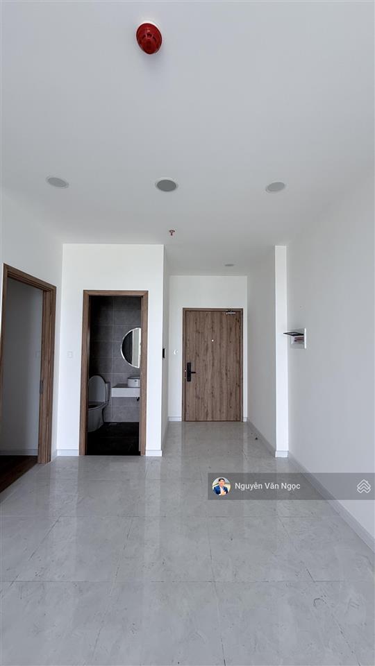 Cho thuê nhanh the maison  2pn  6tr/th (giường tủ bếp hút mùi, rèm)