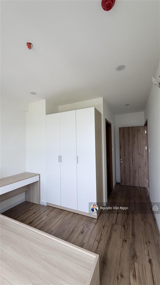 Cho thuê nhanh the maison  2pn  6tr/th (giường tủ bếp hút mùi, rèm)