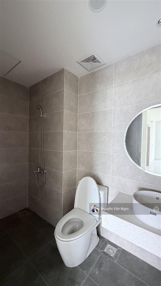 Cho thuê nhanh the maison  2pn  6tr/th (giường tủ bếp hút mùi, rèm)