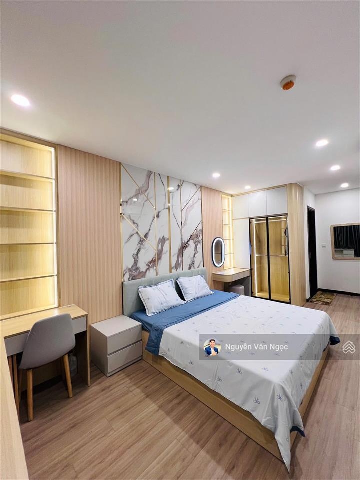 Chủ sài gòn cần bán nhanh căn hộ csky view, sẵn hợp đồng thuê, 79.2m2, sổ sẵn