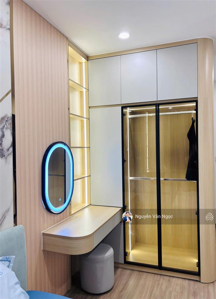 Chủ sài gòn cần bán nhanh căn hộ csky view, sẵn hợp đồng thuê, 79.2m2, sổ sẵn