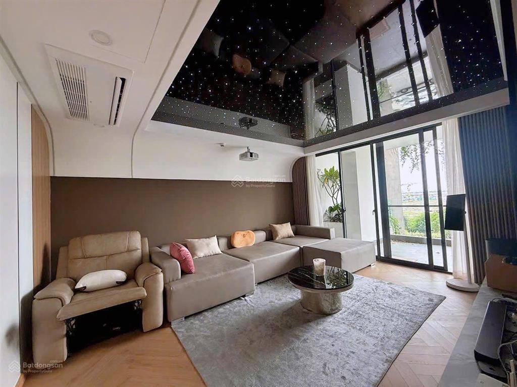 Độc nhất! duplex full nội thất  mới 100% trần cao 6.5m  diện tích 210m2  giá bán chỉ 15.5 tỷ