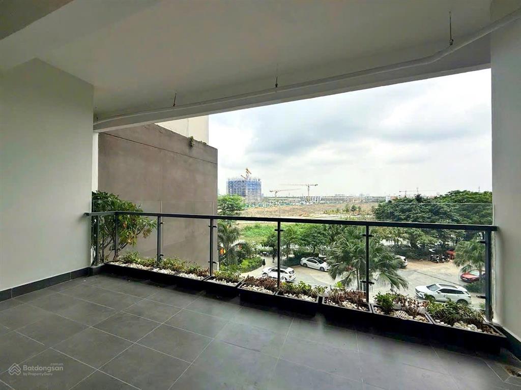 Độc nhất! duplex full nội thất  mới 100% trần cao 6.5m  diện tích 210m2  giá bán chỉ 15.5 tỷ