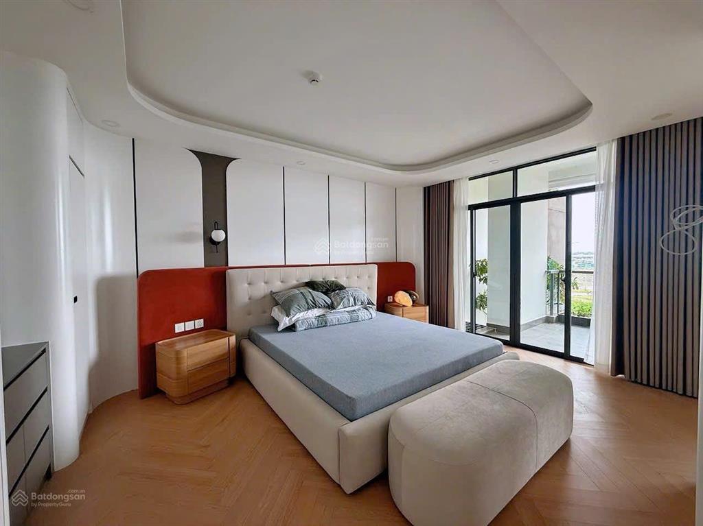 Độc nhất! duplex full nội thất  mới 100% trần cao 6.5m  diện tích 210m2  giá bán chỉ 15.5 tỷ