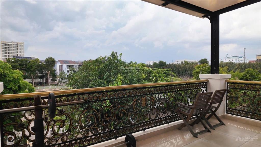 Bán biệt thự nam long quận 7  góc 2mt trực diện sông  248m²  58 tỷ