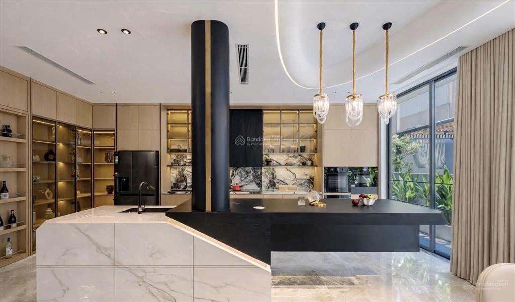 Bán biệt thự mỹ giang  phú mỹ hưng  nhà hiện đại mới hoàn thiện 100%  full nội thất  chỉ 82 tỷ