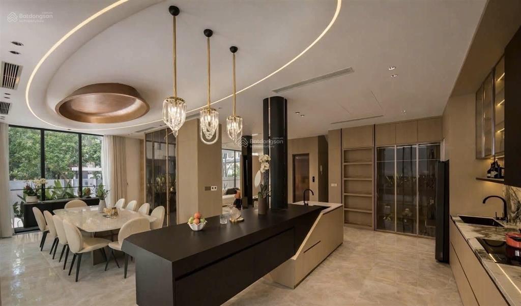 Bán biệt thự mỹ giang  phú mỹ hưng  nhà hiện đại mới hoàn thiện 100%  full nội thất  chỉ 82 tỷ