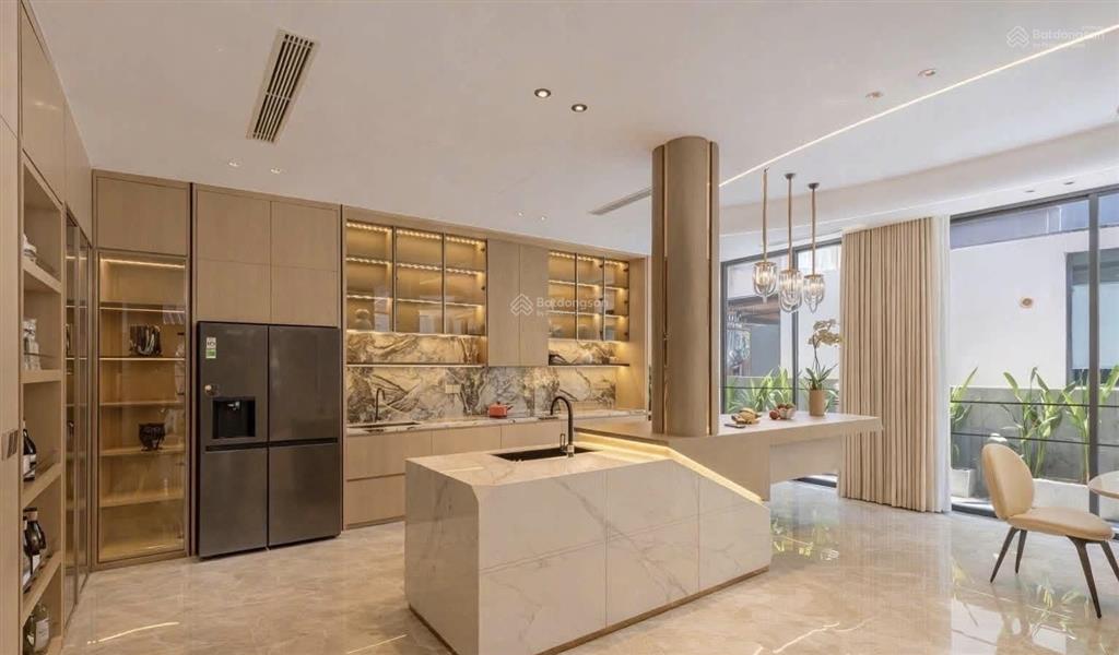 Bán biệt thự mỹ giang  phú mỹ hưng  nhà hiện đại mới hoàn thiện 100%  full nội thất  chỉ 82 tỷ
