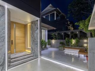 Bán biệt thự mỹ giang  phú mỹ hưng  nhà hiện đại mới hoàn thiện 100%  full nội thất  chỉ 82 tỷ