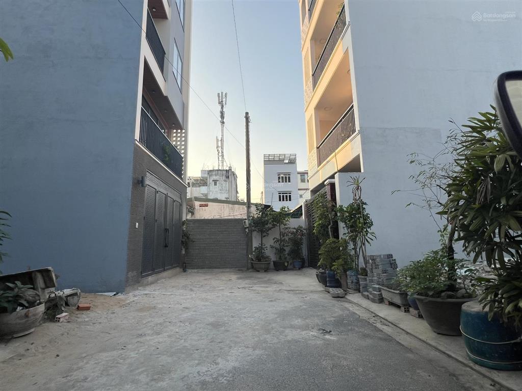 Chính chủ bán lô đất đường dương quảng hàm p6, gần bờ kè tham lương và công viên gò vấp.giá 6ti850