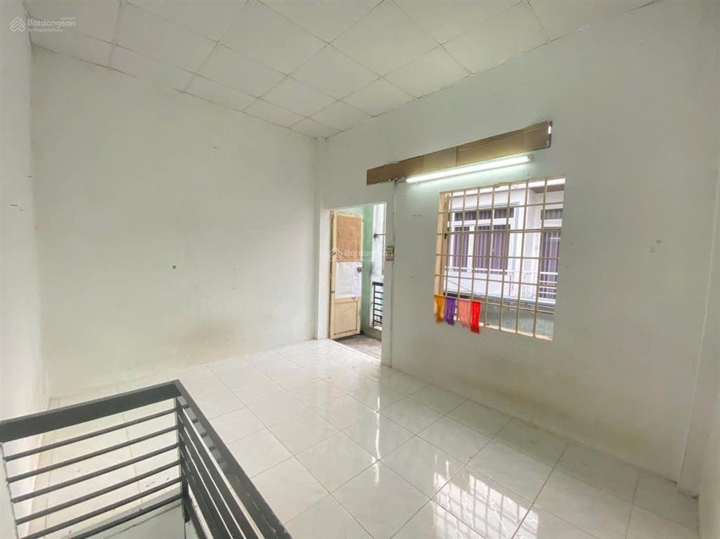 Bán đất tặng căn nhà trọ thu nhập 17tr/ tháng quang trung p8, gv . dt 4.15x20m. giá 6ti9 còn bớt