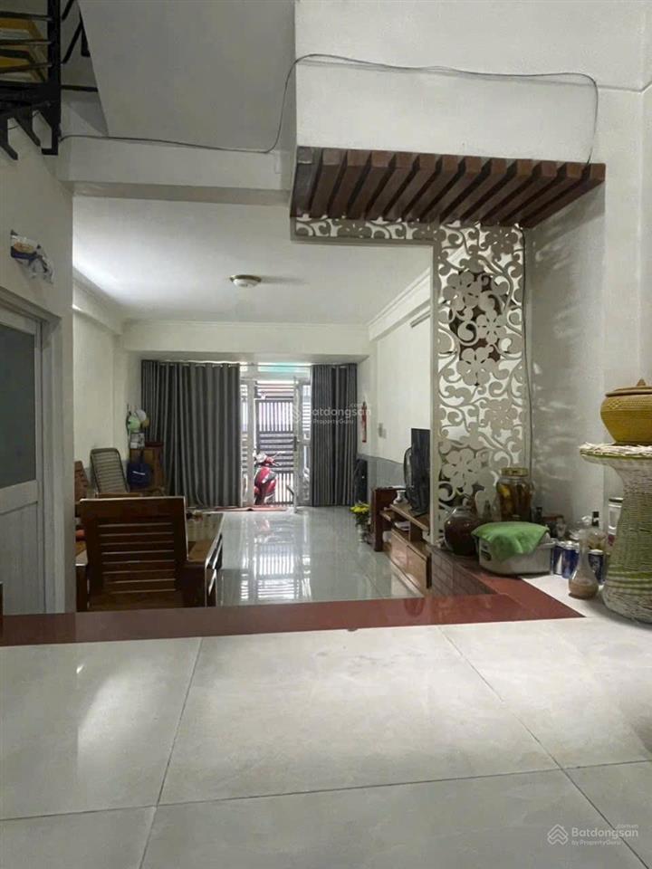 Nhà 4 tầng đường 8m thông lê đức thọ đường 28 p6. đt 4x15m. gần bờ kè. chỉ 8ti5