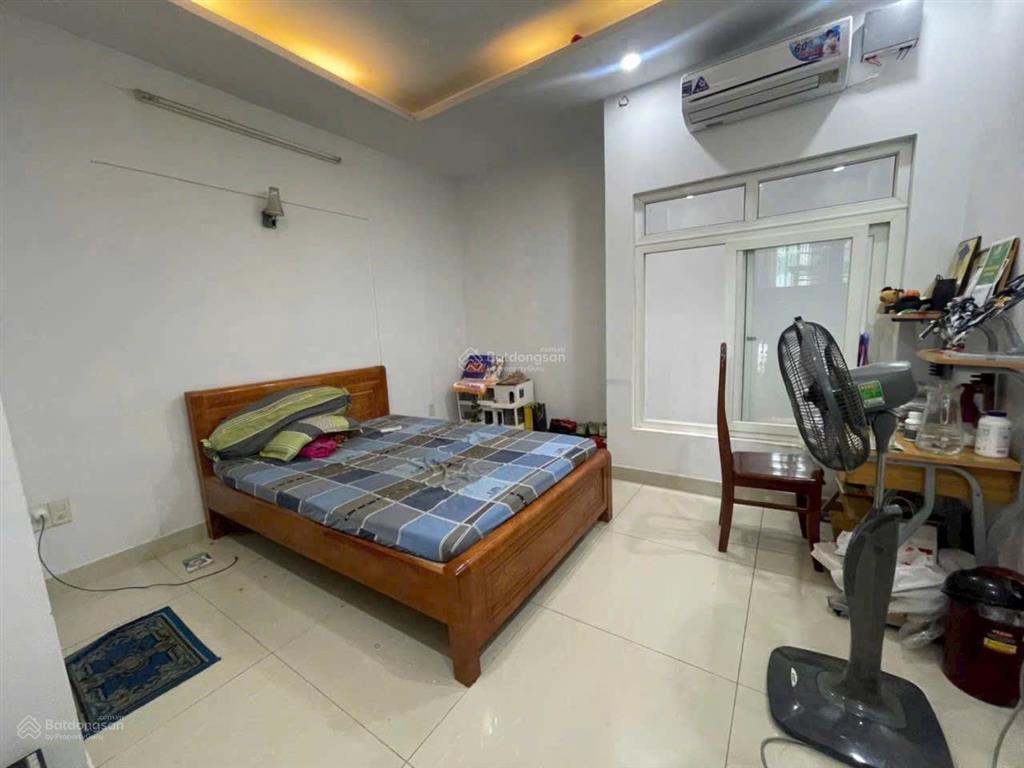 Nhà chính chủ đường 8m thông lê đức thọ p6 gv, dt 4x14.5m, 4 tầng. chỉ 8ti5