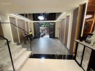 Nhà mới xây kế công viên gò vấp,lê đức thọ p6. hẻm xe hơi. dt 4.4x13m 5 tầng.giá 9ti2 tl.0902 958 ***