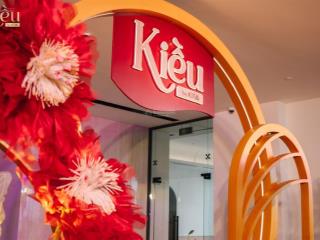 Bán căn hộ 132m2  3pn, trả trước 13 tỷ, vay 50 năm, ân hạn gốc 10 năm.  0901 425 *** kiều oanh