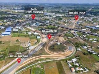 Bán đất thổ cư gần chợ , ủy ban, trường học, 90m2 giá 3 tỷ. shr công chứng ngay.   0901 425 ***