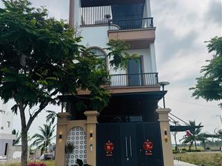 Đất nguyễn hữu trí 90m2 giá 2 tỷ 333tr có thương lượng. công chứng ngay.  0901 425 *** oanh